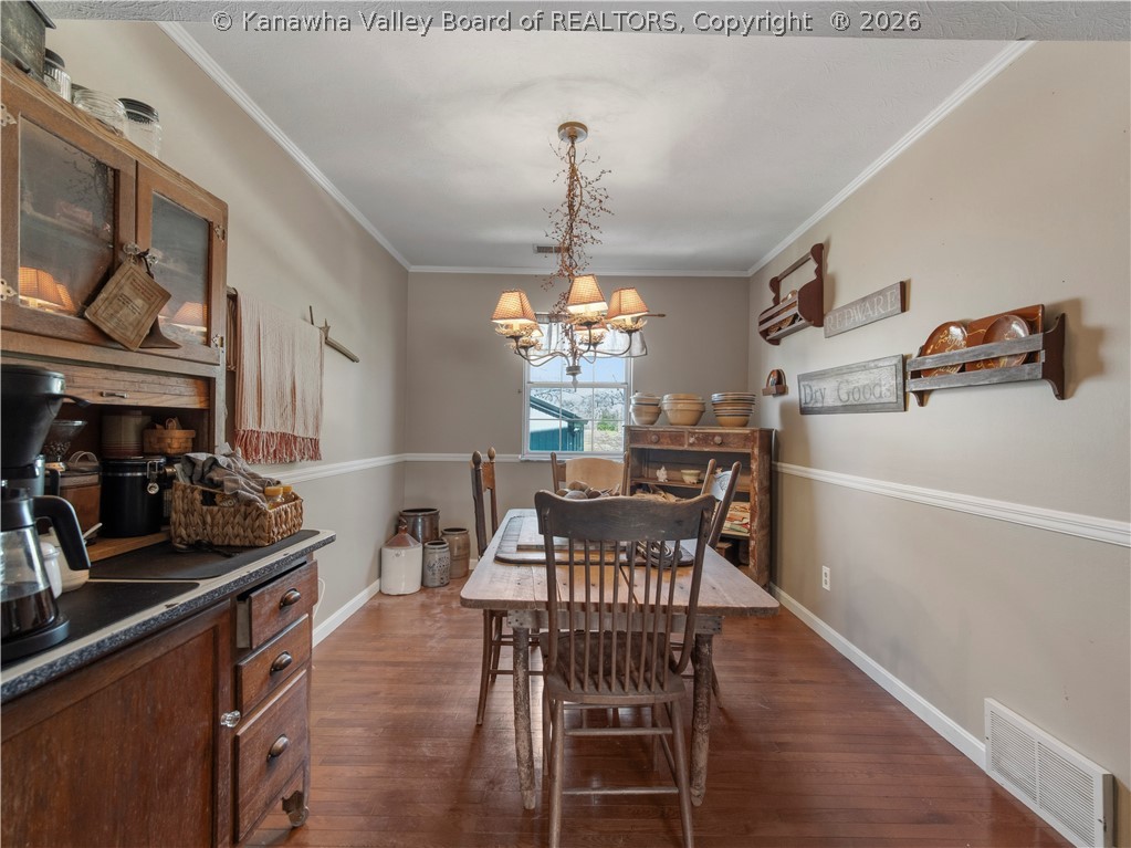 122 Moorefield Place