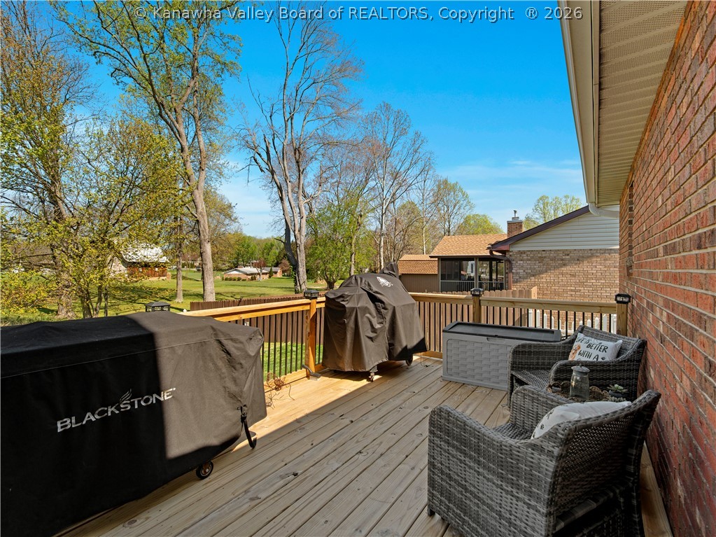 122 Moorefield Place