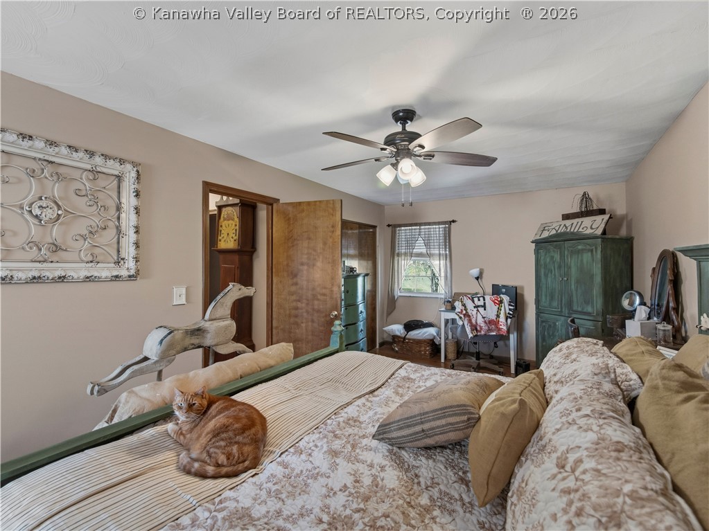 122 Moorefield Place