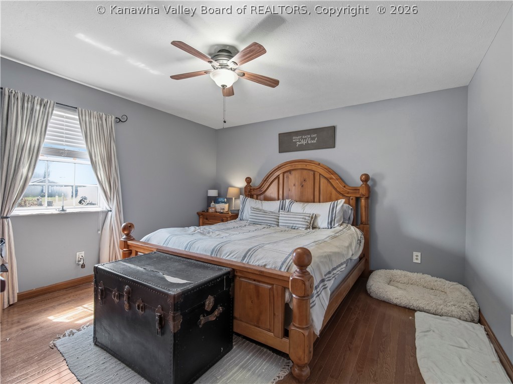 122 Moorefield Place