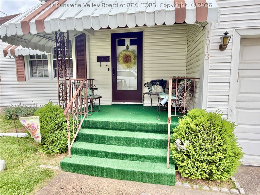 1013 Village Drive