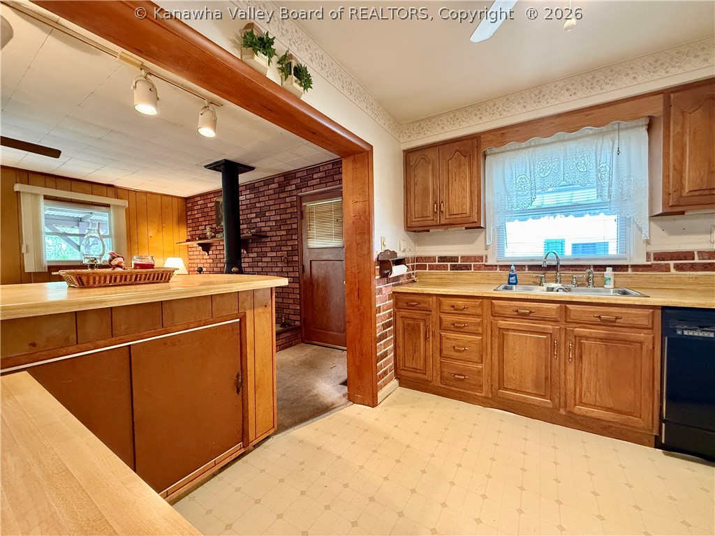 1013 Village Drive