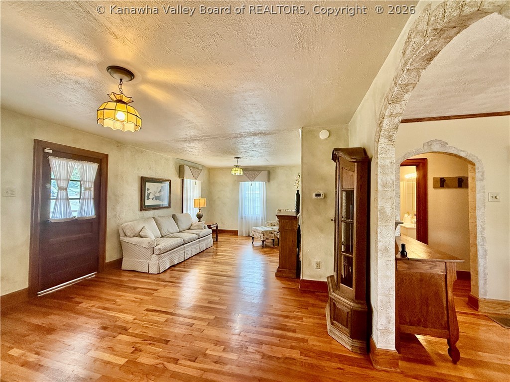 241 N Pinch Road