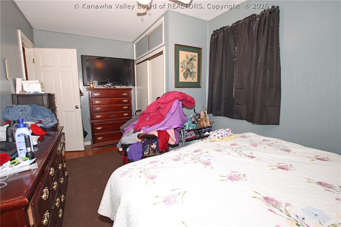 2486 Walnut Street