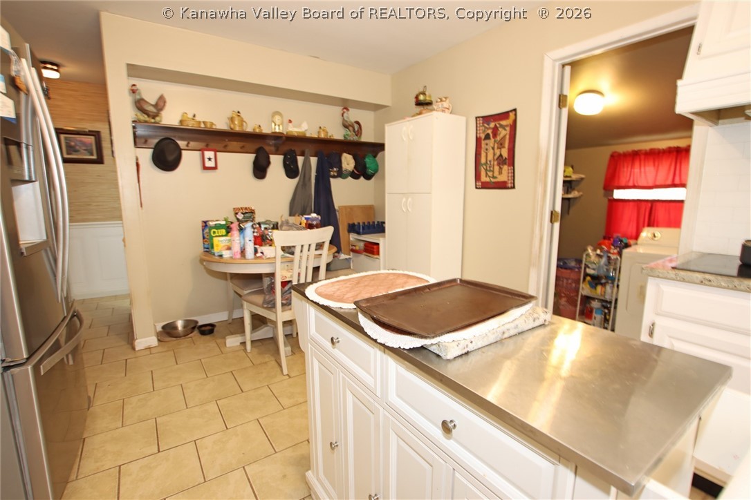 2486 Walnut Street