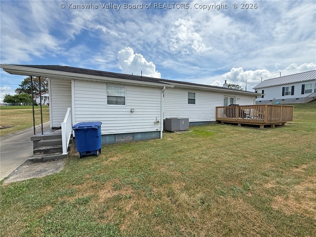 2486 Walnut Street