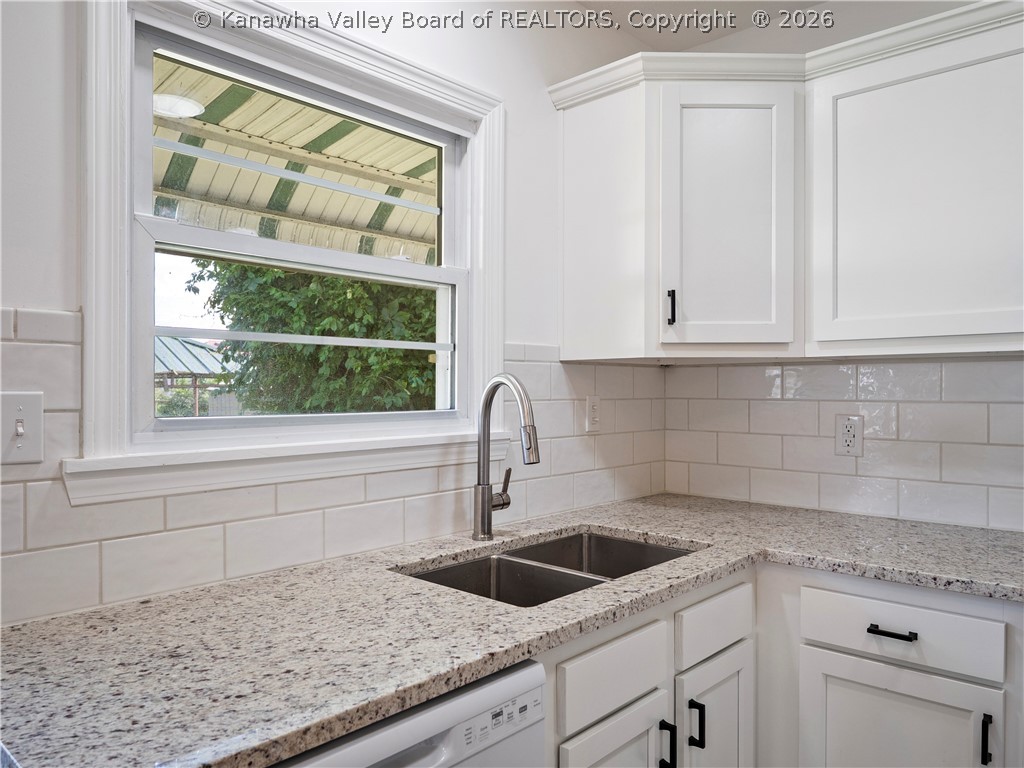 1216 W 12th Street