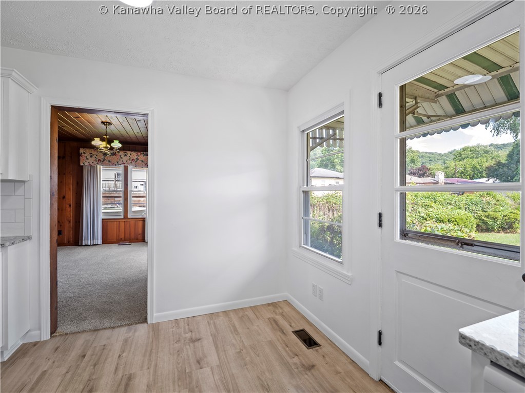 1216 W 12th Street