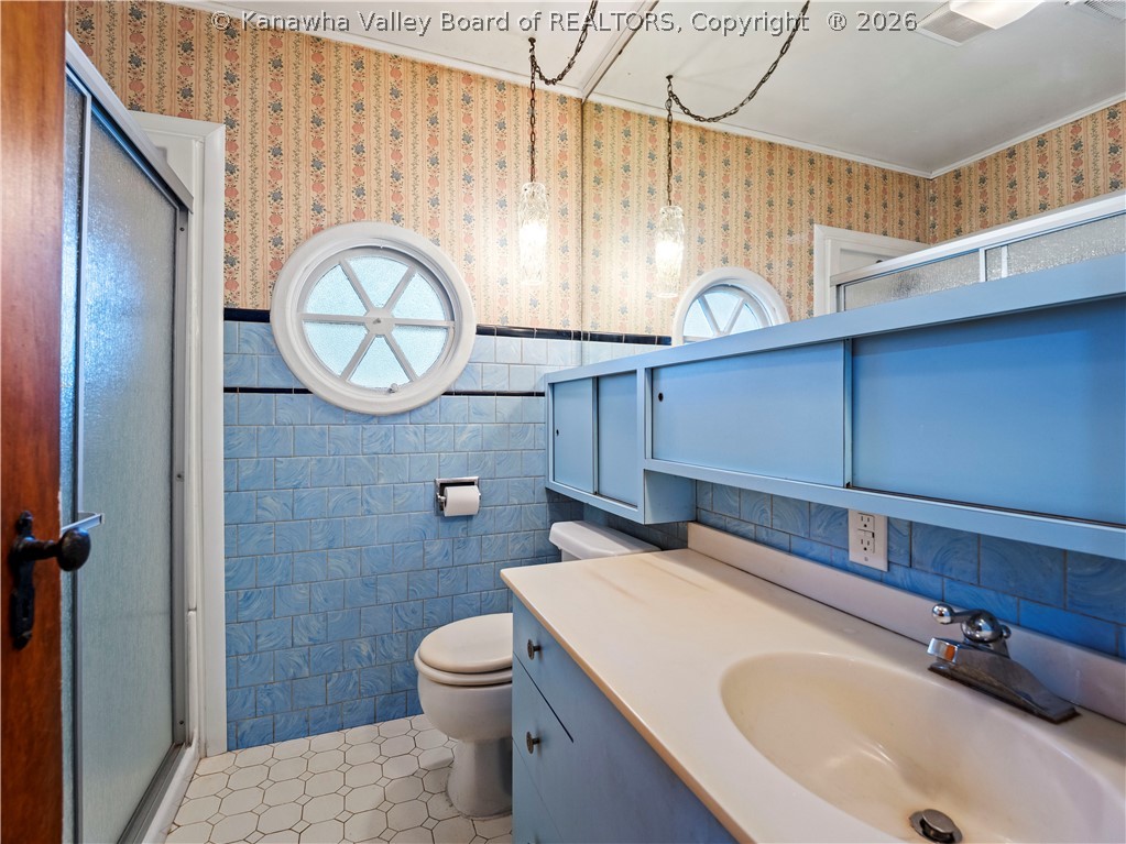 1216 W 12th Street