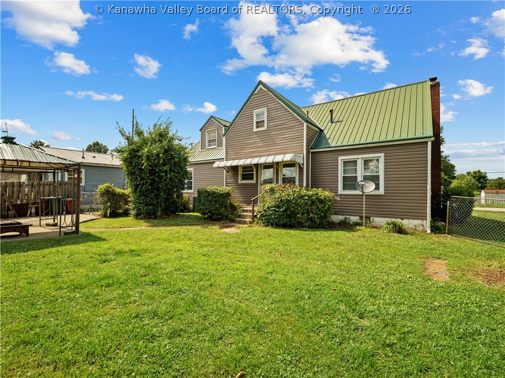 1216 W 12th Street