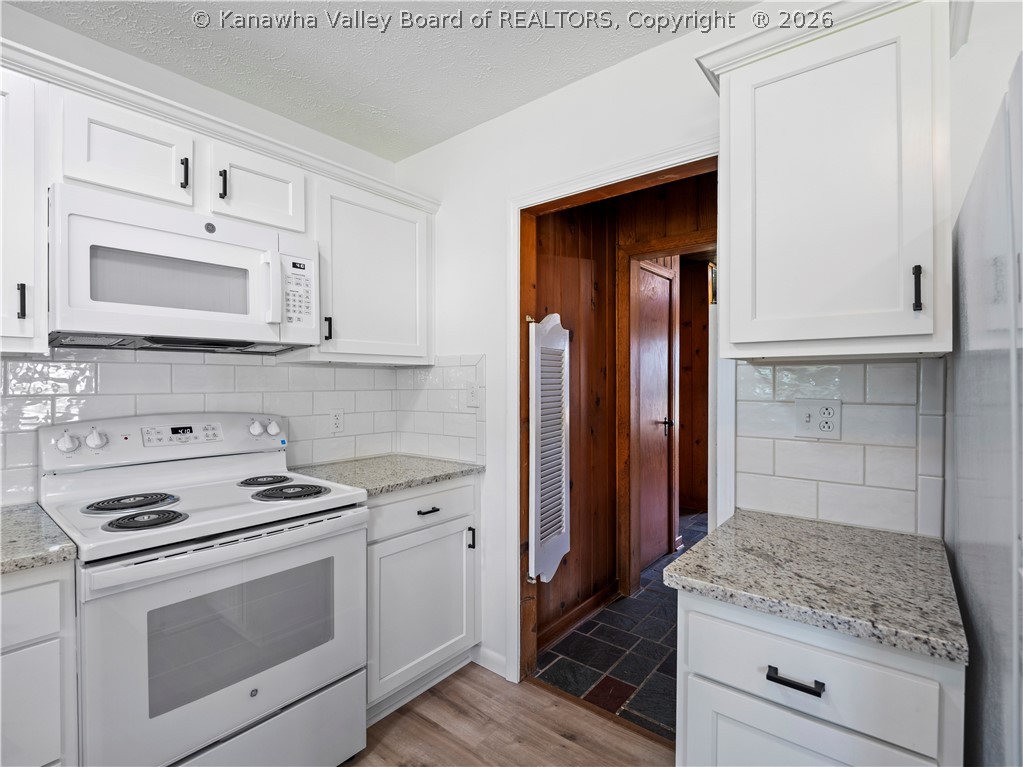 1216 W 12th Street