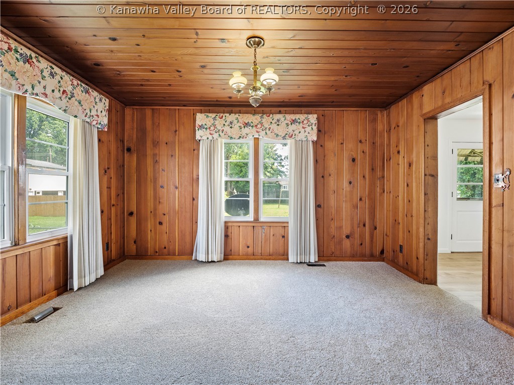 1216 W 12th Street