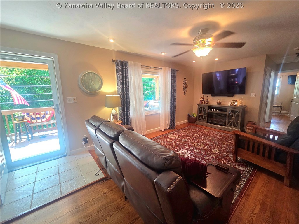 1512 Valley Drive