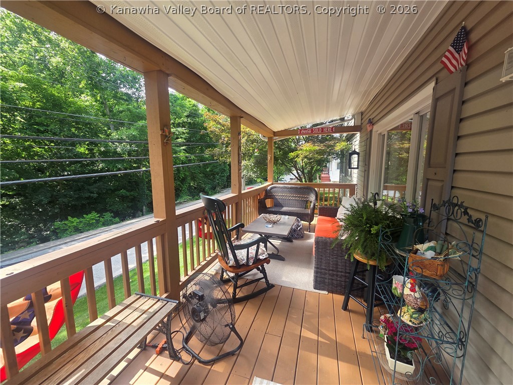 1512 Valley Drive