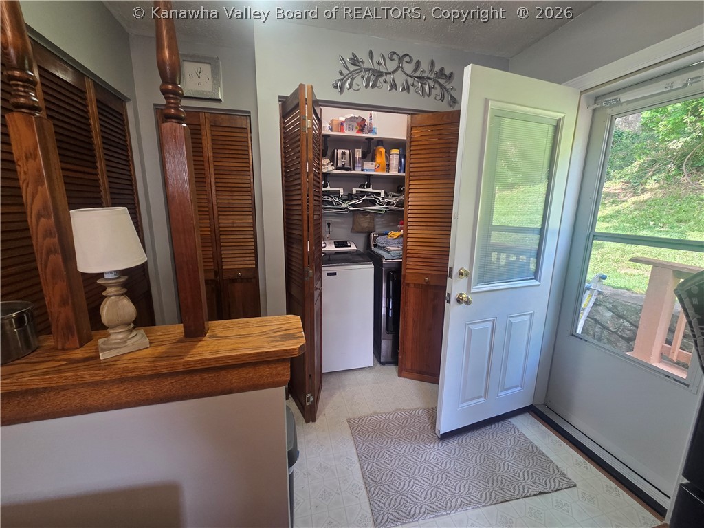 1512 Valley Drive