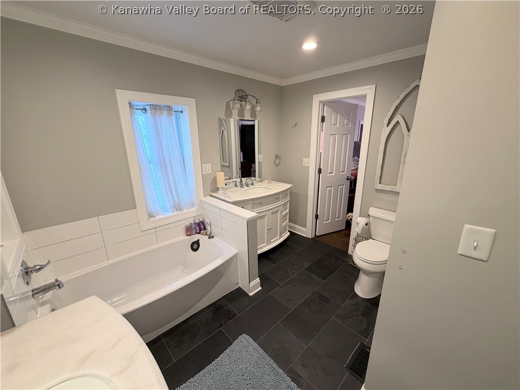 1313 Oakmont Road