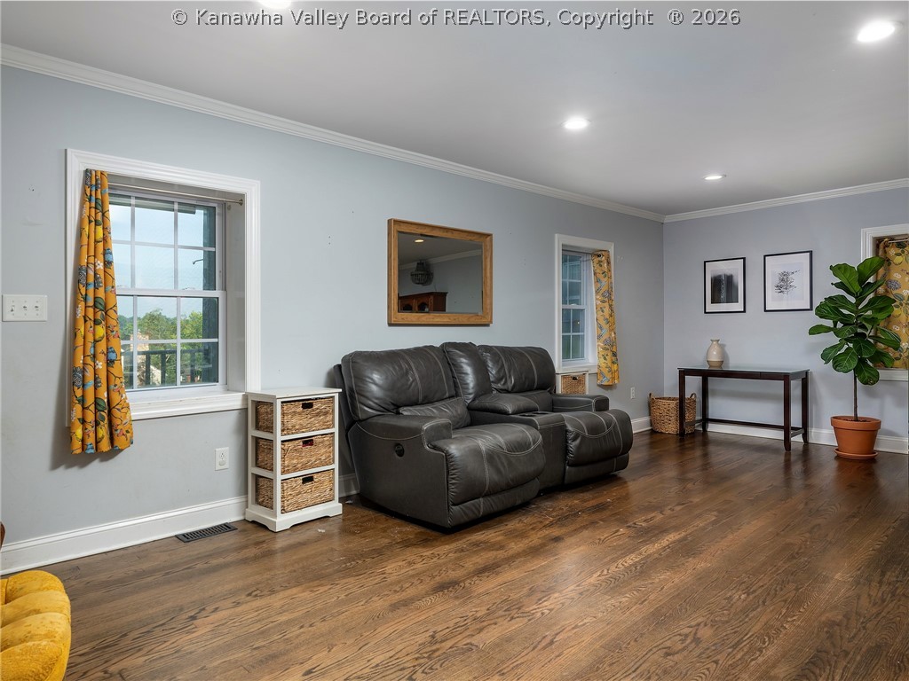 1313 Oakmont Road