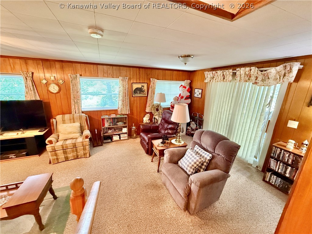 944 S Walnut Street