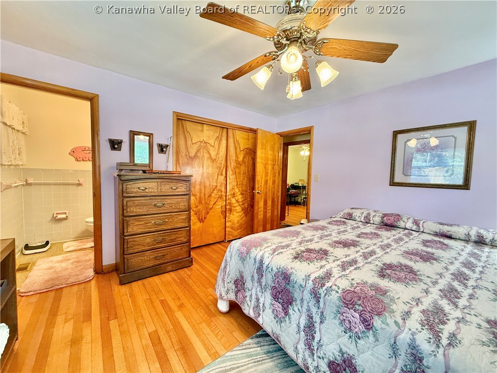 944 S Walnut Street