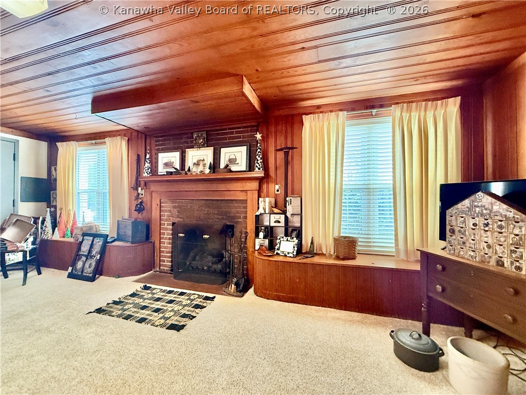 319 Mount View Drive