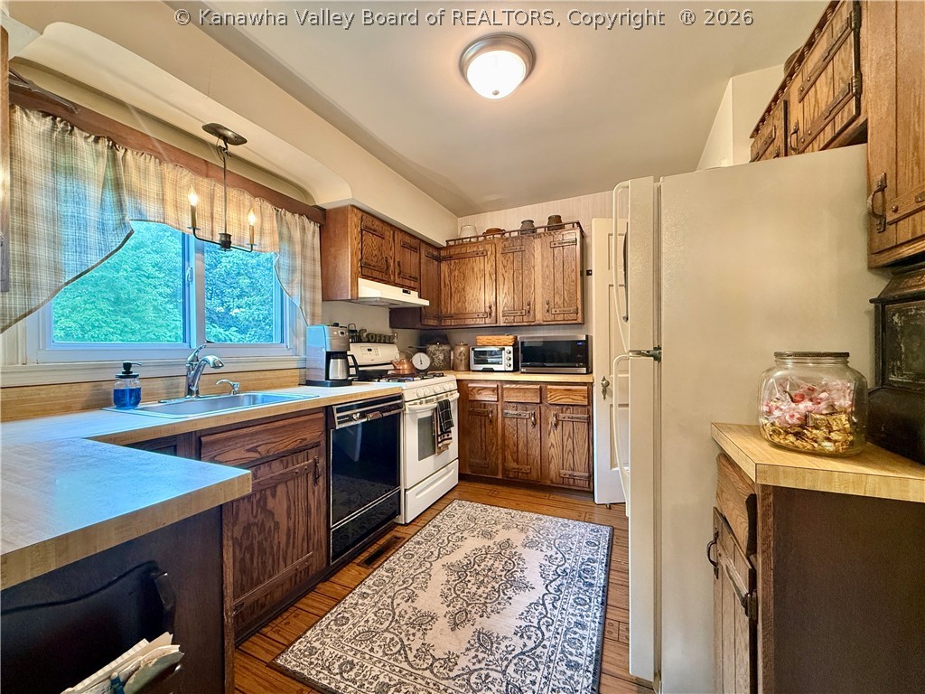 319 Mount View Drive
