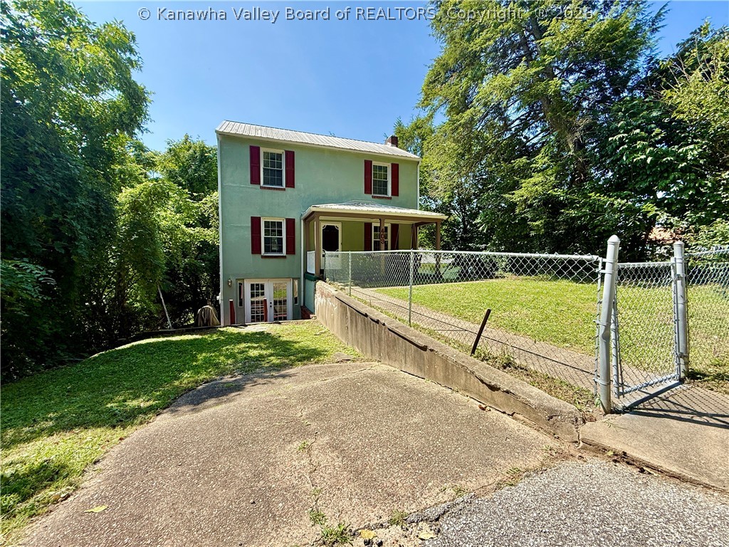 403 Swinburn Street