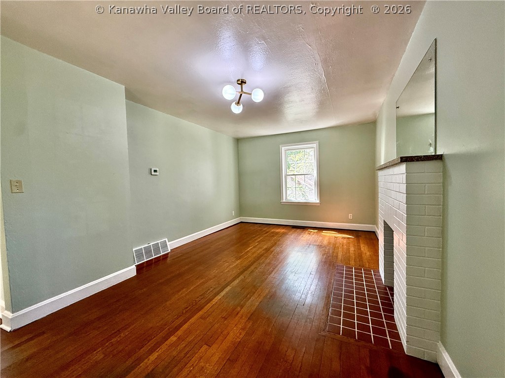 403 Swinburn Street