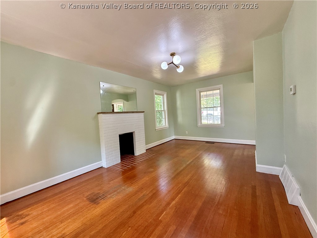 403 Swinburn Street