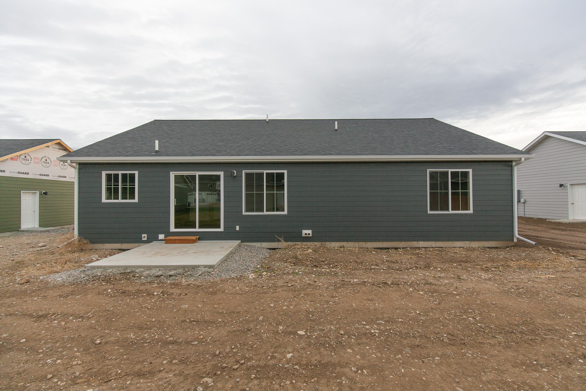 320 Lomond Court