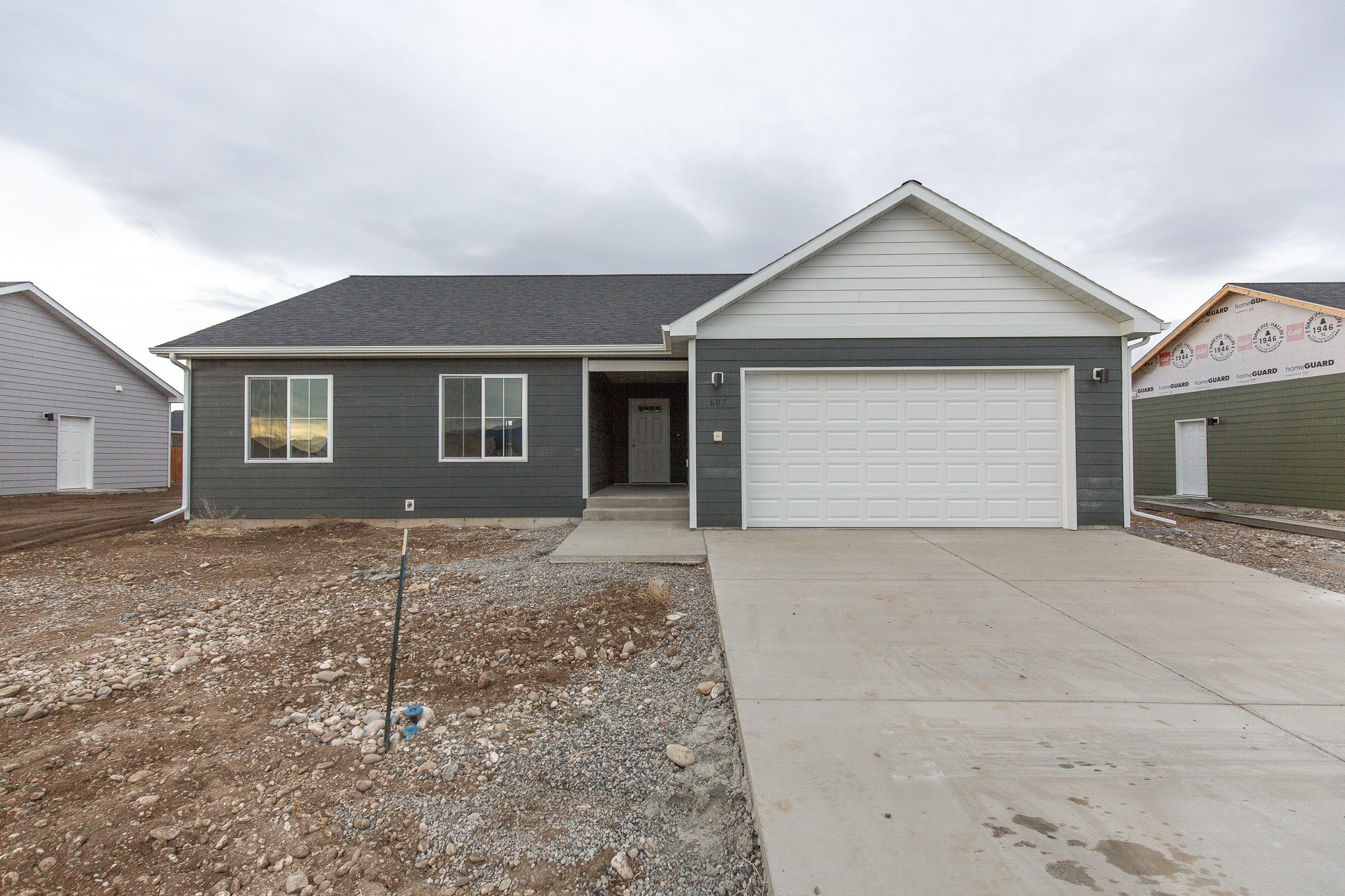 320 Lomond Court