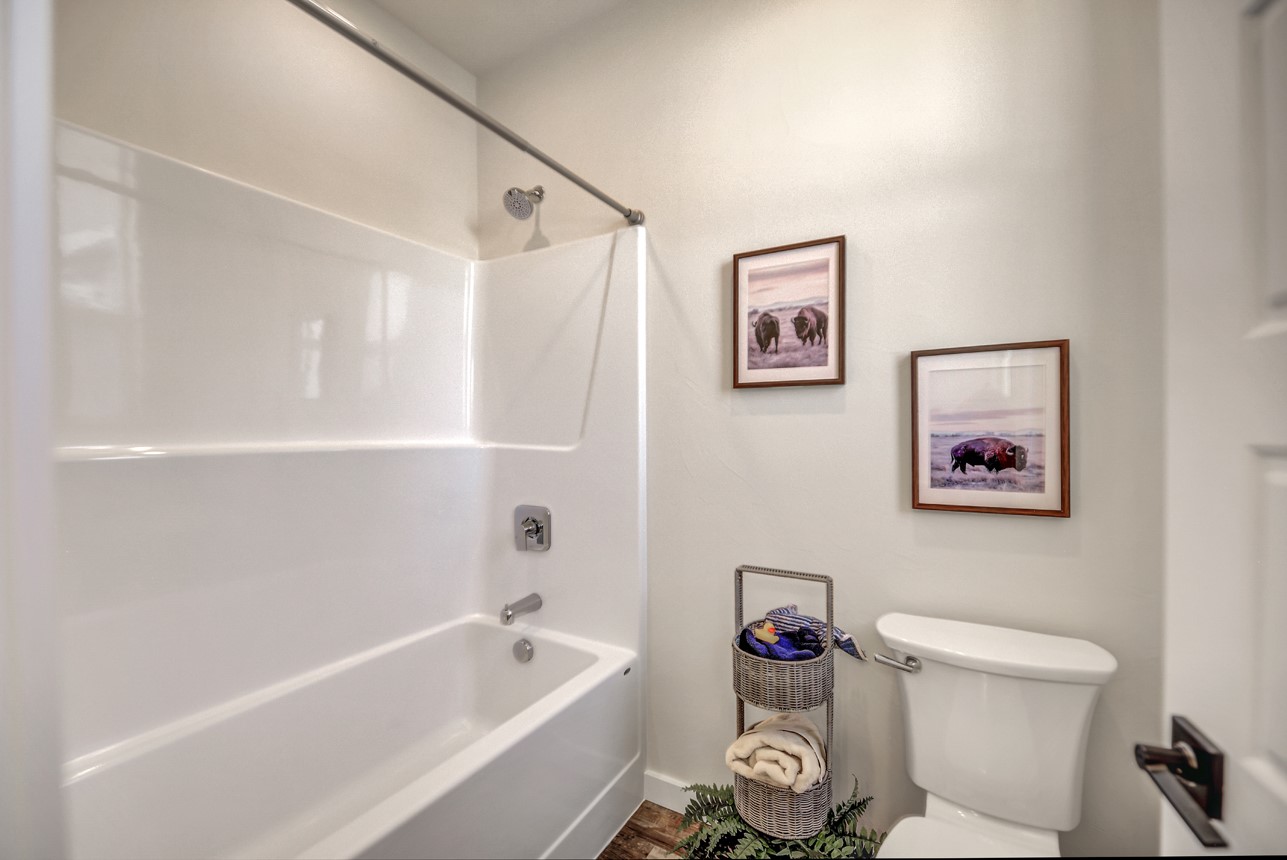 351 Meadow View Loop