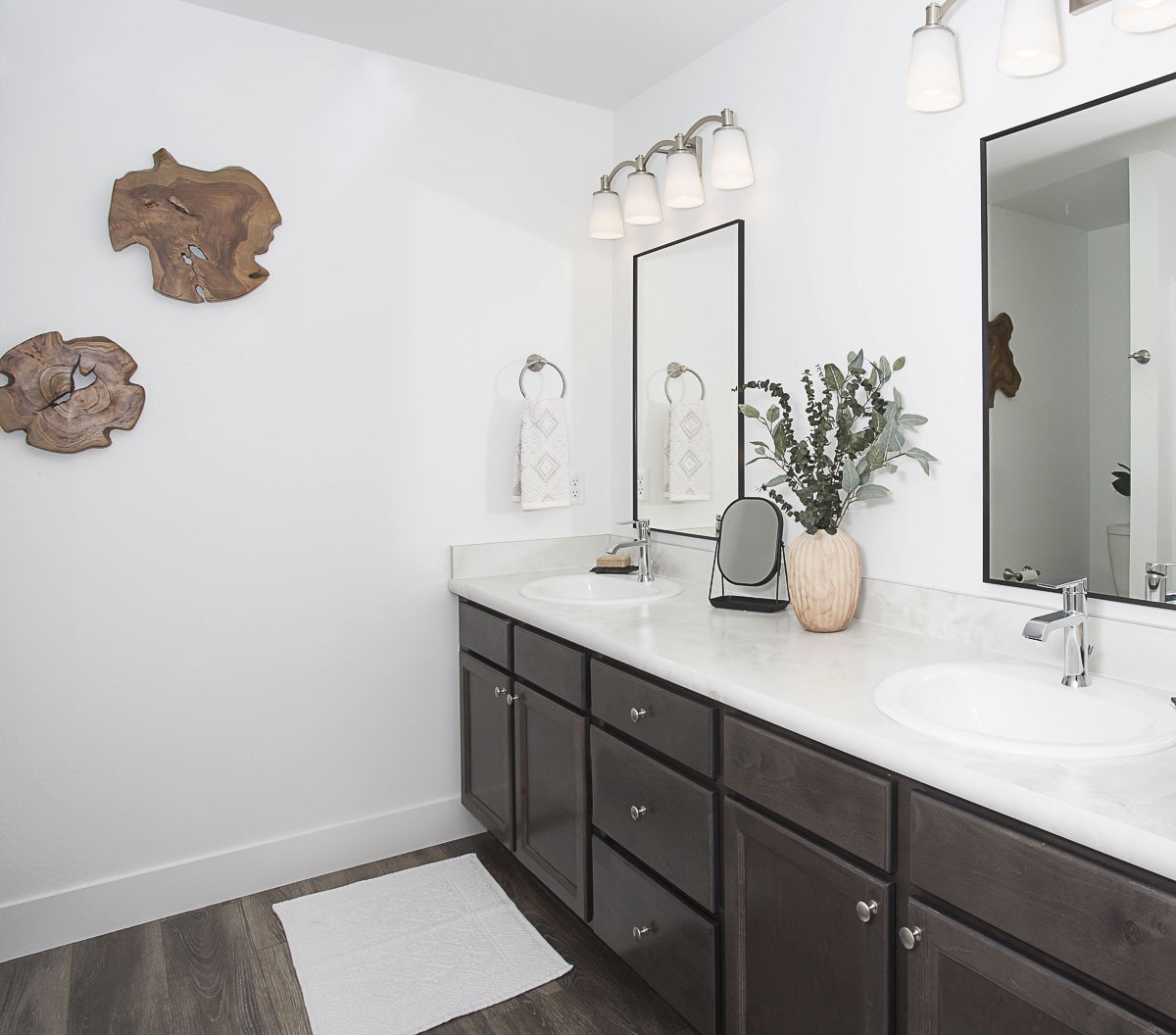 303 Meadow View Loop