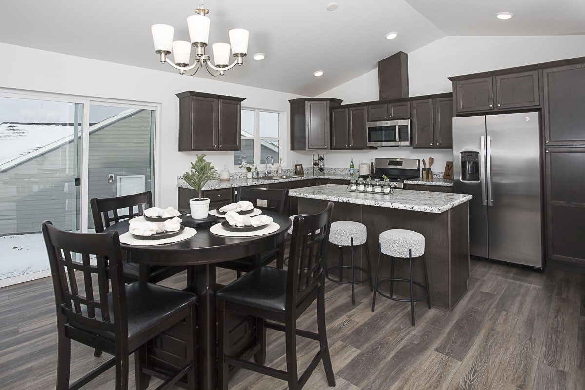 303 Meadow View Loop