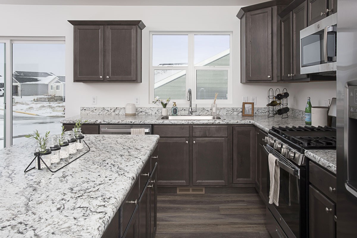 303 Meadow View Loop