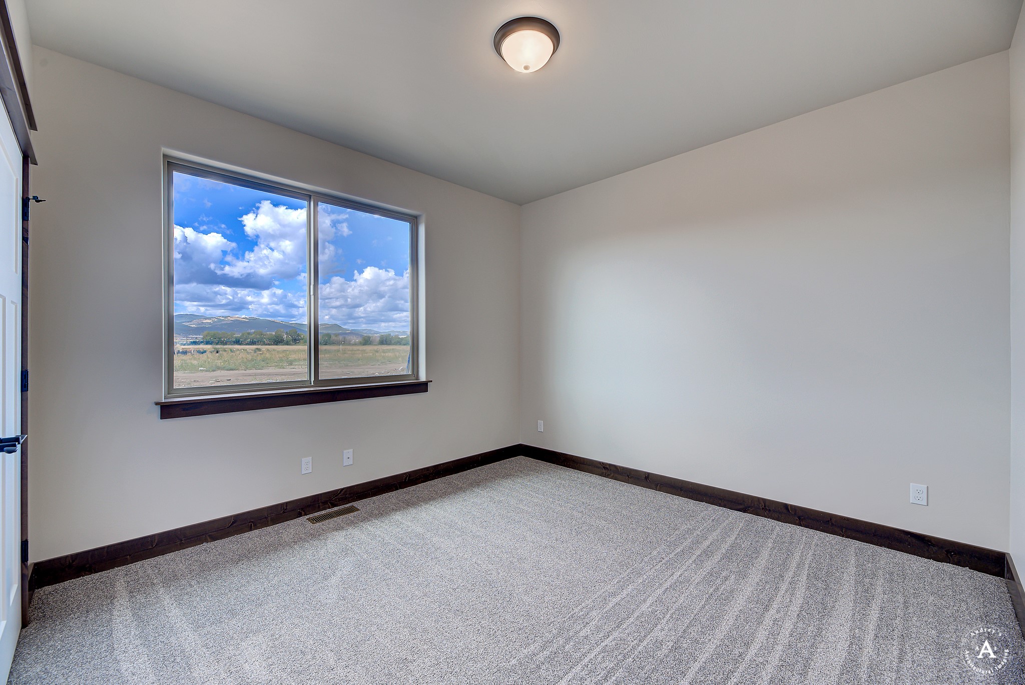 195 Meadow View Loop