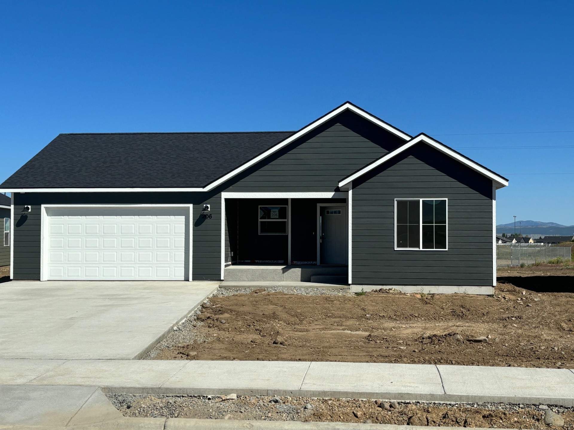 206 Kinross Court