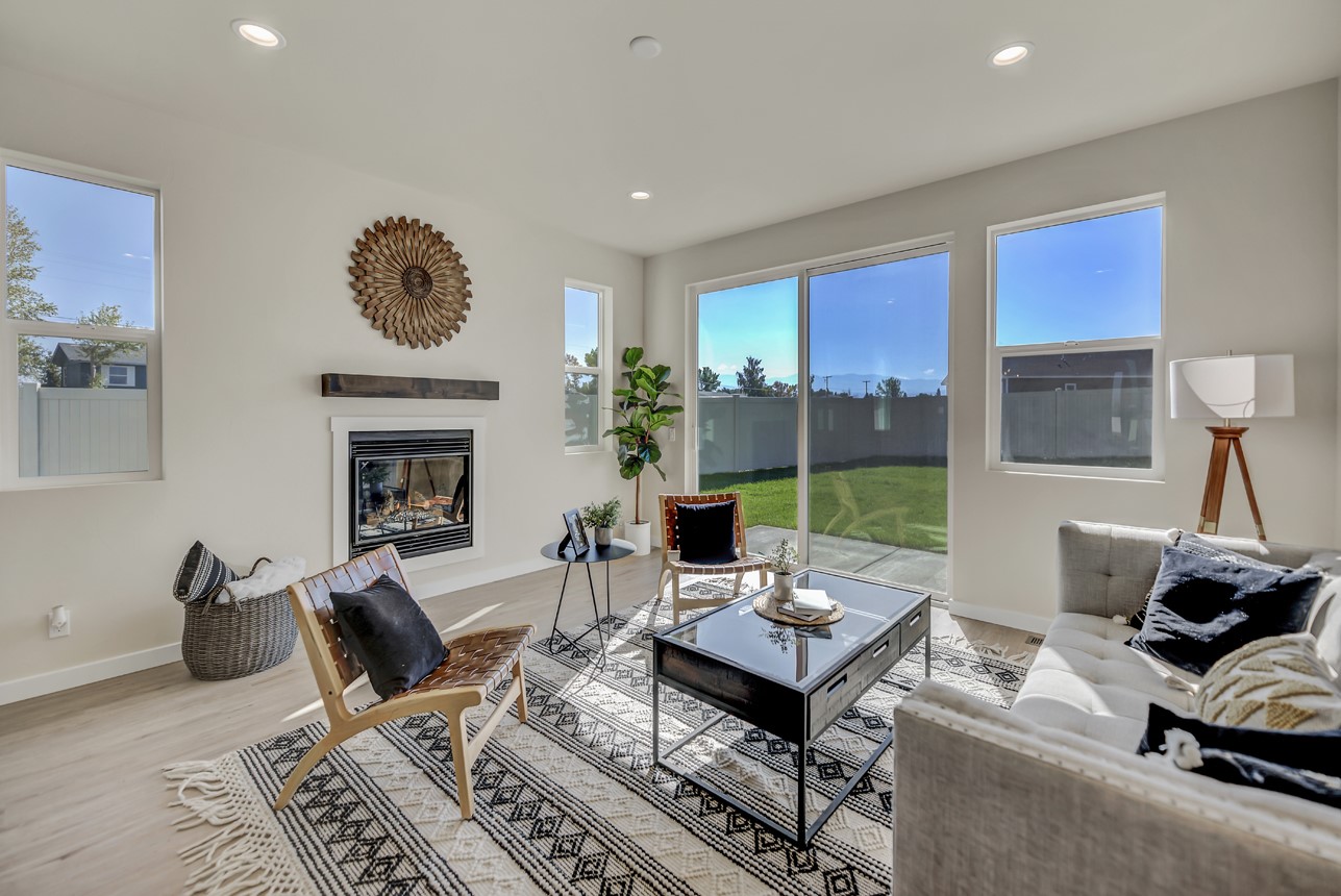 218 Kinross Court