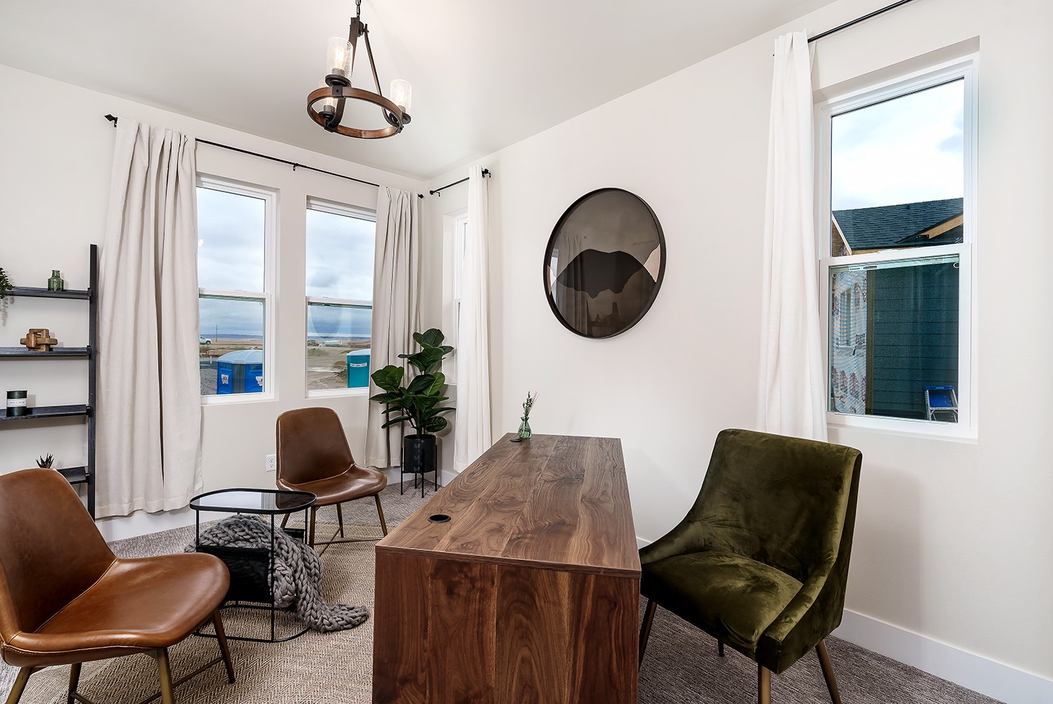 225 Kinross Court