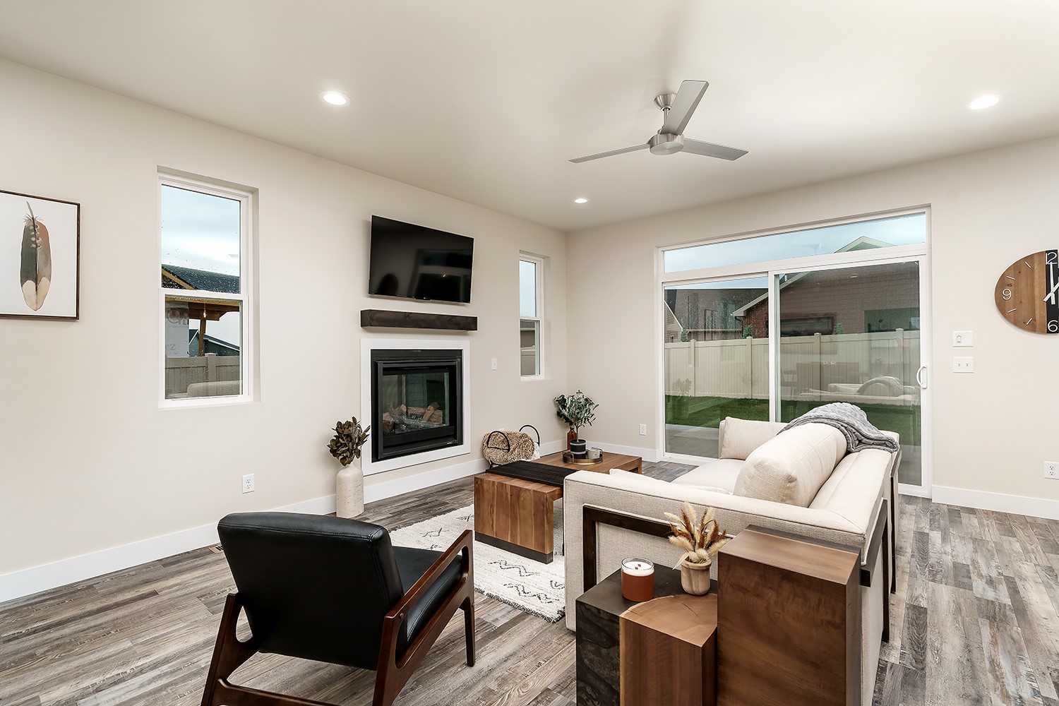 213 Kinross Court
