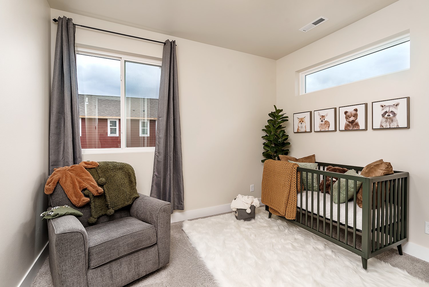 213 Kinross Court