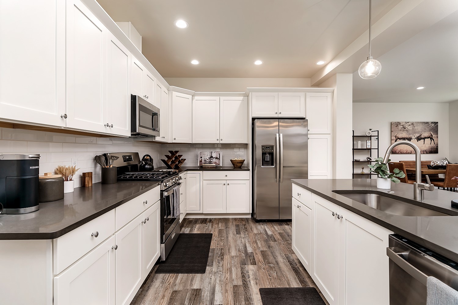 213 Kinross Court
