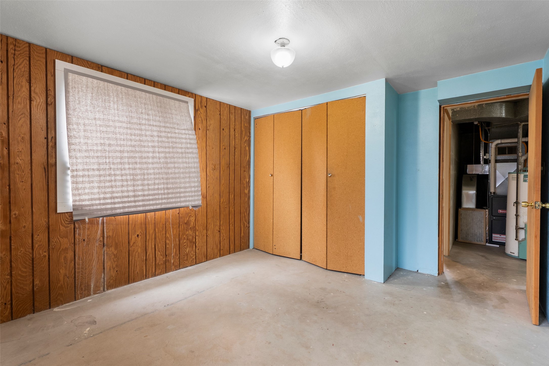 2225 S 8th Street W