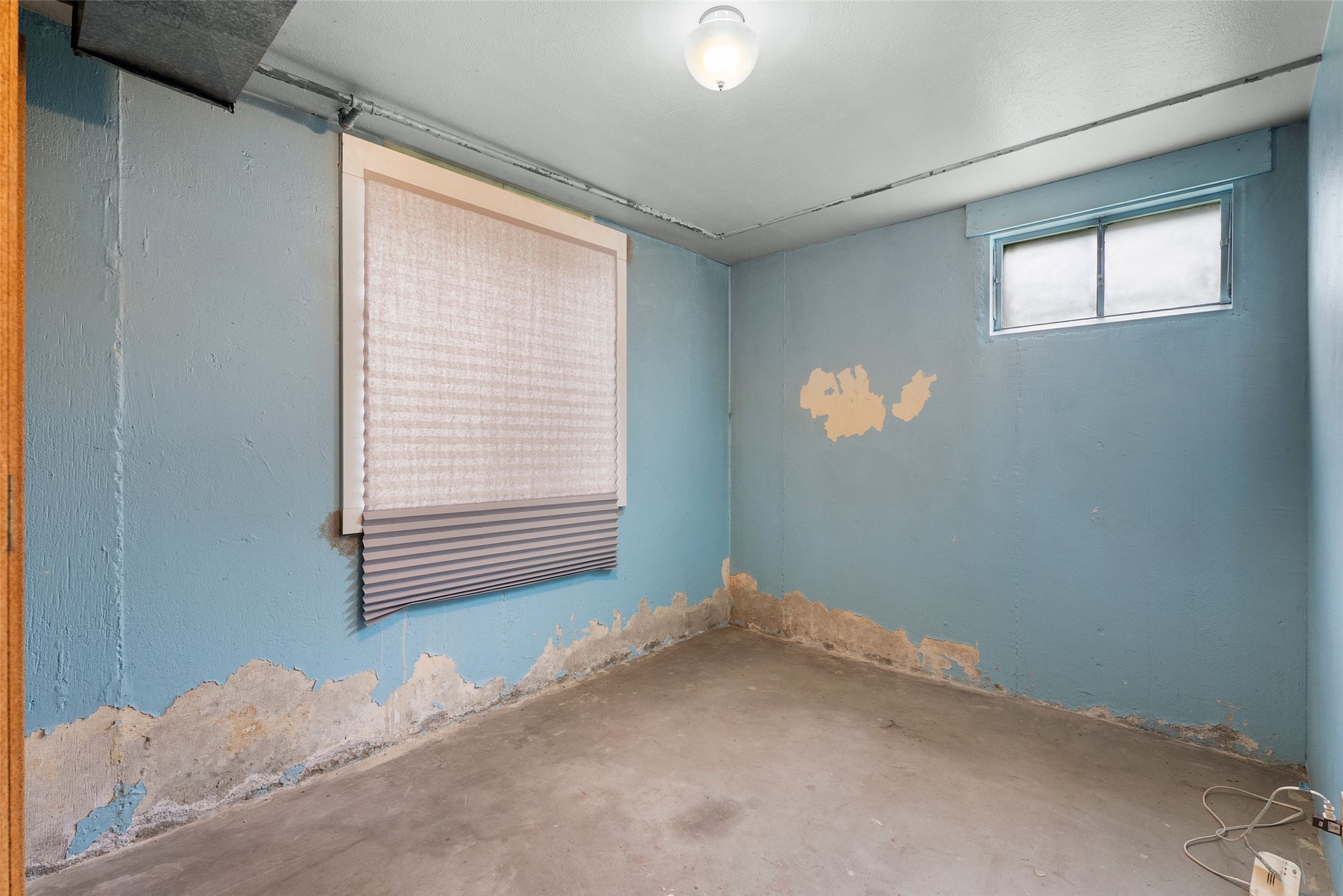 2225 S 8th Street W