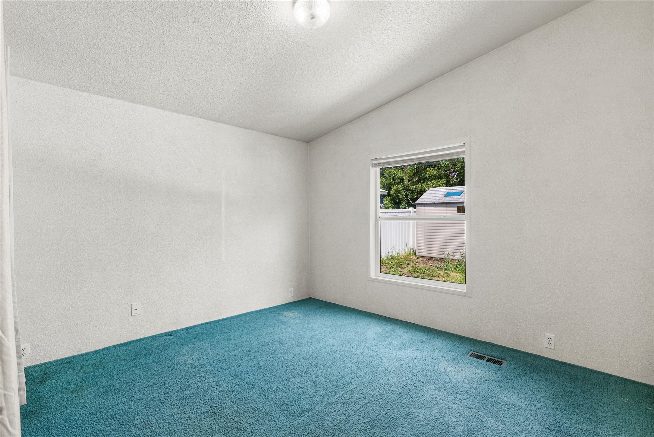 838 Locust Street