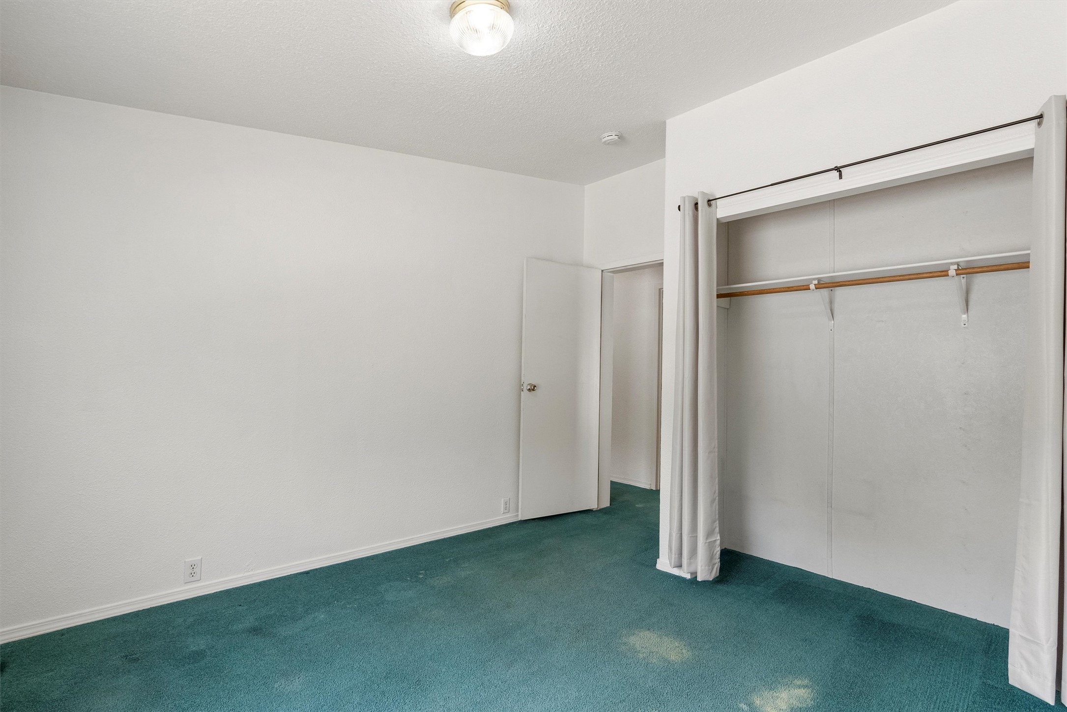 838 Locust Street