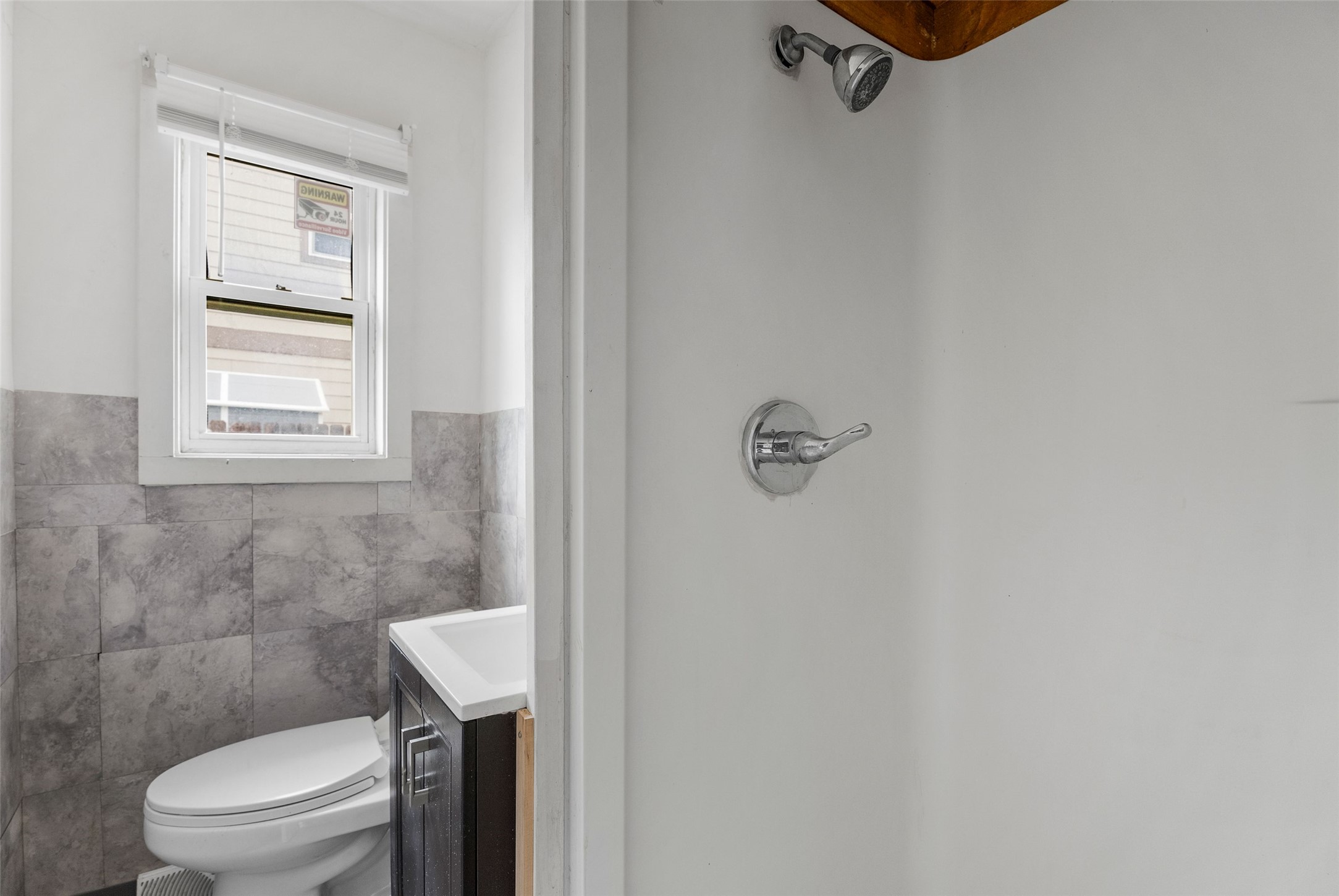 2225/2229 Kensington Avenue