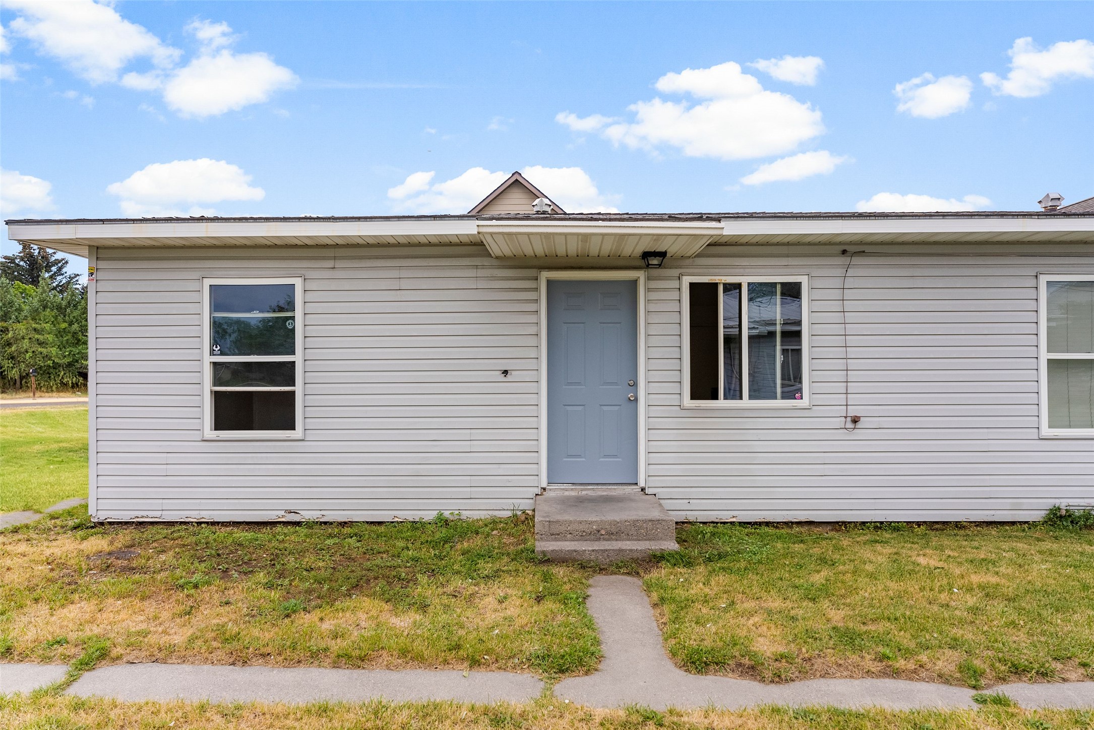 2225/2229 Kensington Avenue