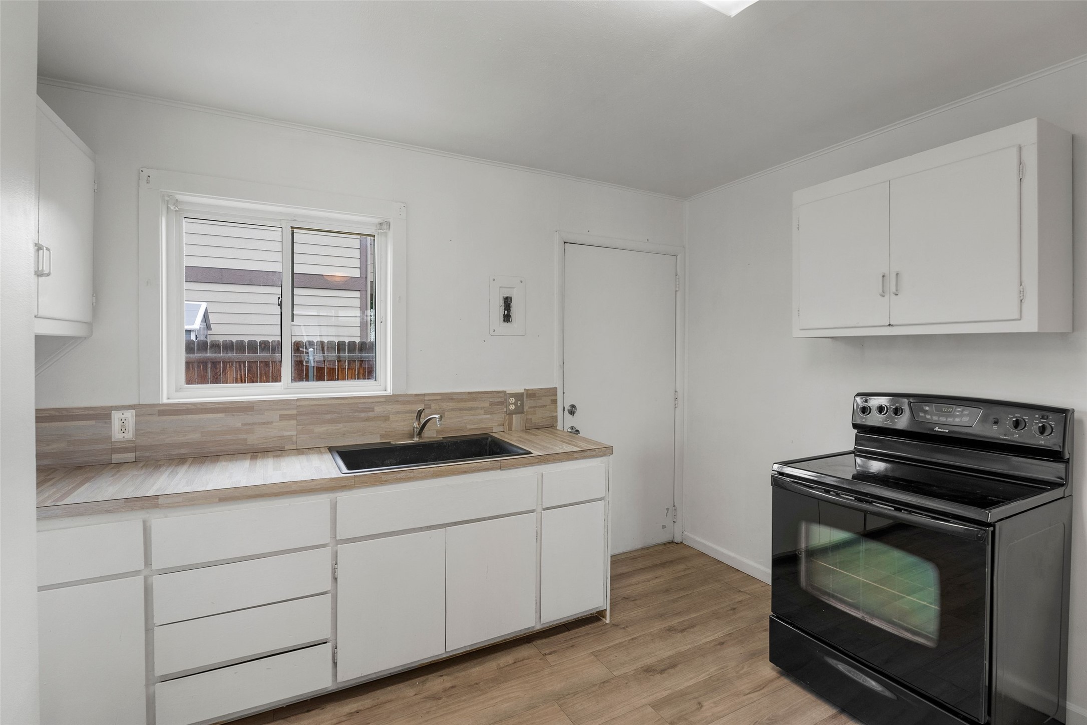 2225/2229 Kensington Avenue