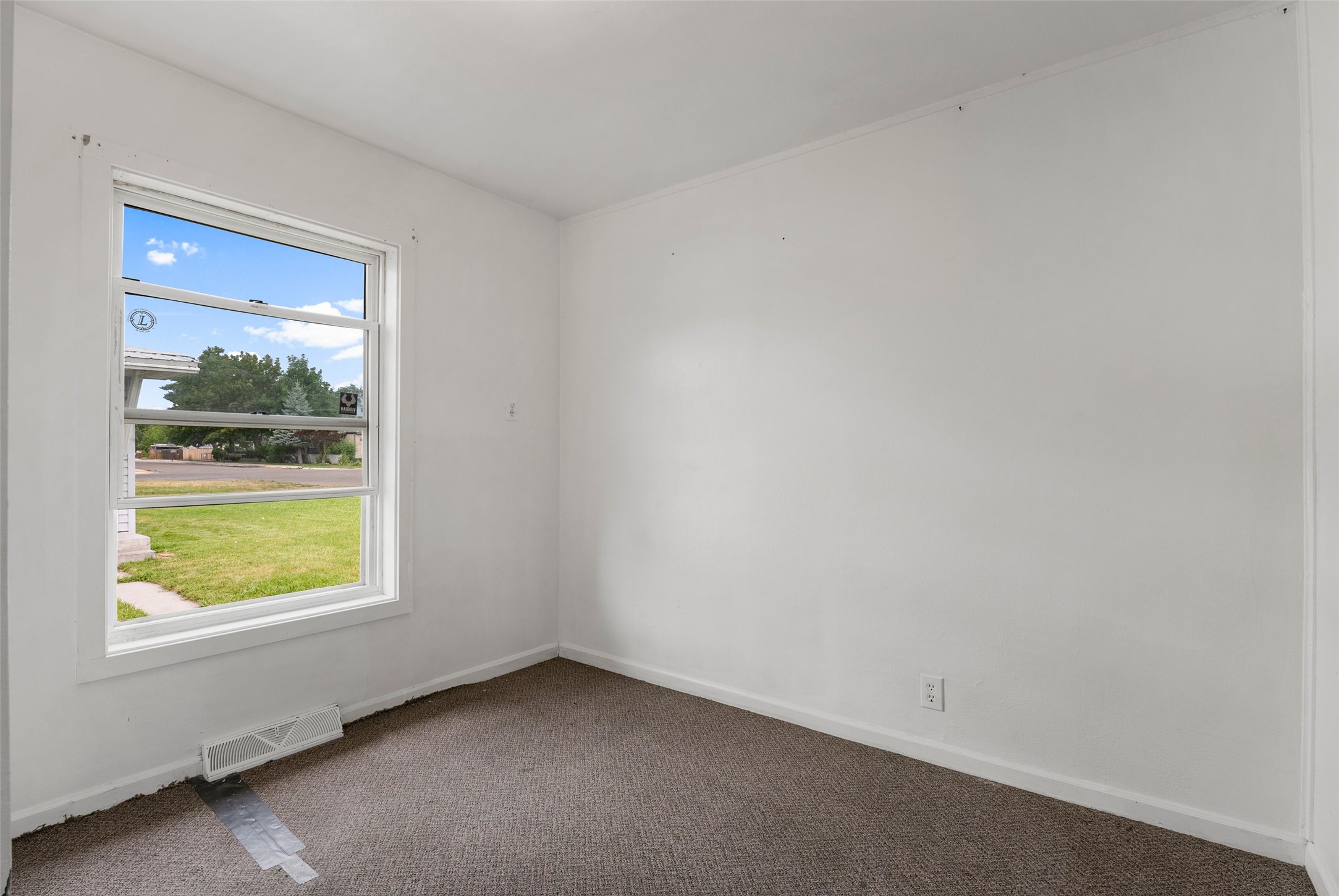 2225/2229 Kensington Avenue