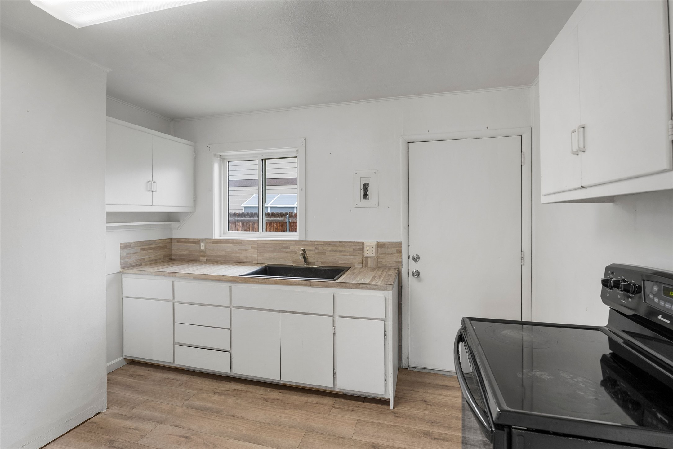 2225/2229 Kensington Avenue